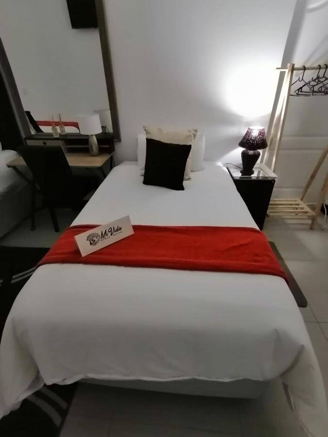 Mi Vida Guesthouse Klerksdorp Extérieur photo